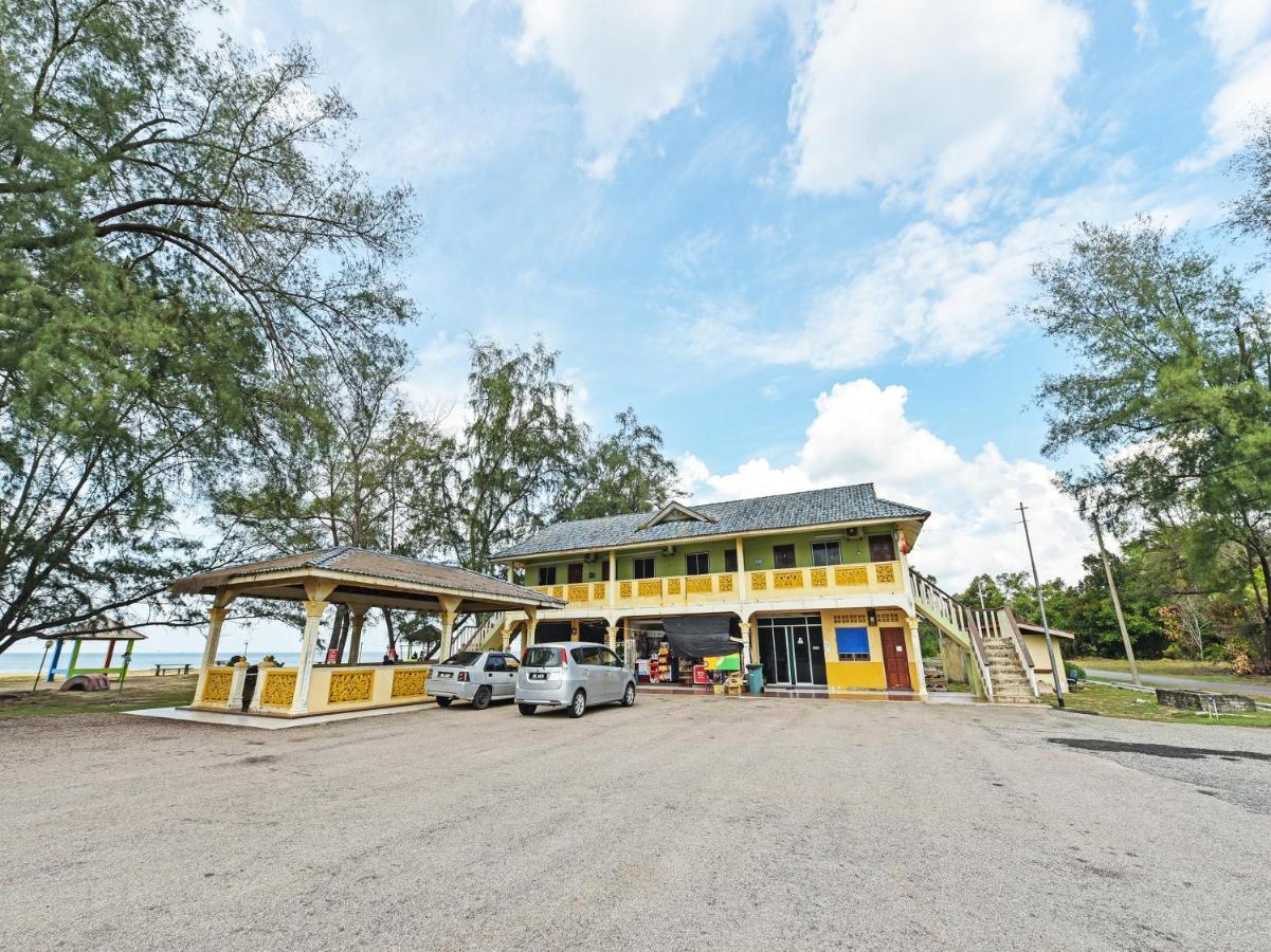 OYO 90315 Chalet Pantai Rantau Panjang Kuala Rompin Luaran gambar